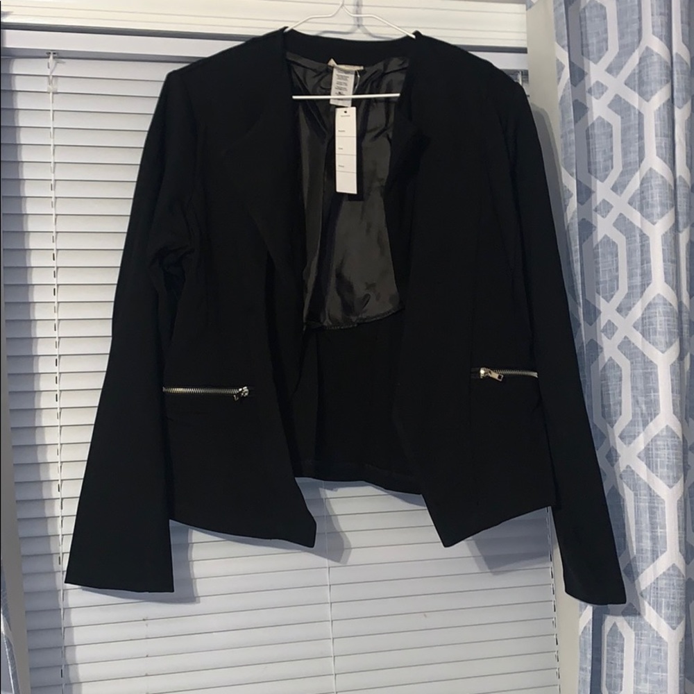 Suit jacket never worn
